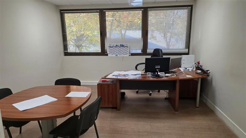 Local d'activités Location 77090 COLLEGIEN