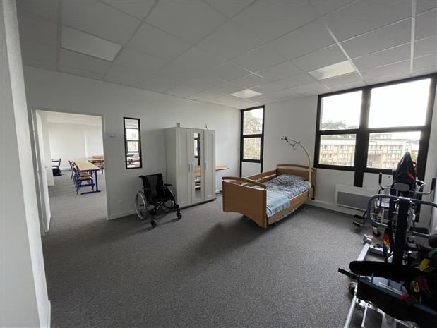 Bureau Location 44100 NANTES 15 QUAI ERNEST RENAUD