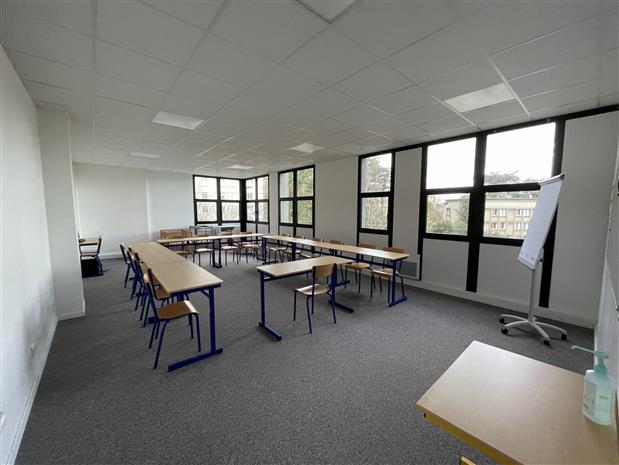 Bureau Location 44100 NANTES 15 QUAI ERNEST RENAUD