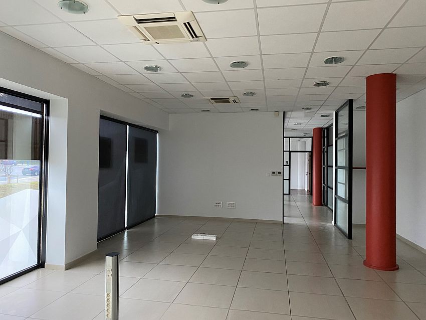 Commerce Location 34000 MONTPELLIER