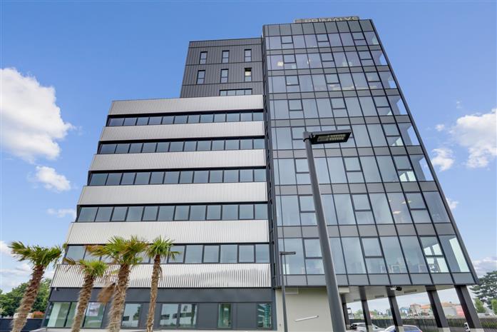 Bureau Location 44800 ST HERBLAIN