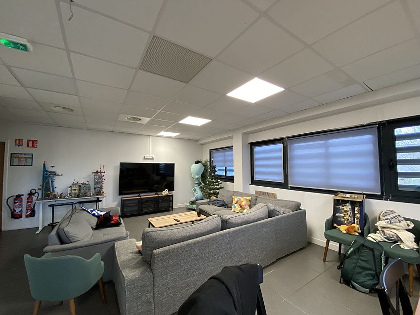 Bureau Location 34470 PEROLS