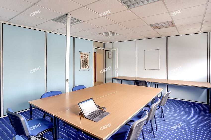 Local d'activités Location 94400 VITRY SUR SEINE