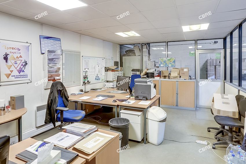 Local d'activités Location 94400 VITRY SUR SEINE