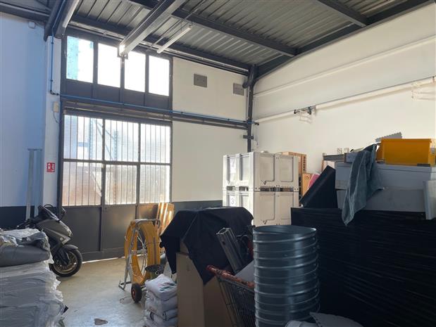 Local d'activités Location 06700 ST LAURENT DU VAR