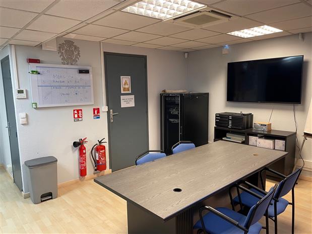 Local d'activités Location 06700 ST LAURENT DU VAR