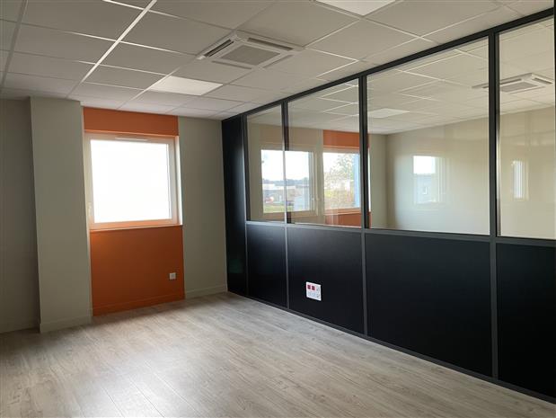 Local d'activités Vente/Location 01360 BELIGNEUX