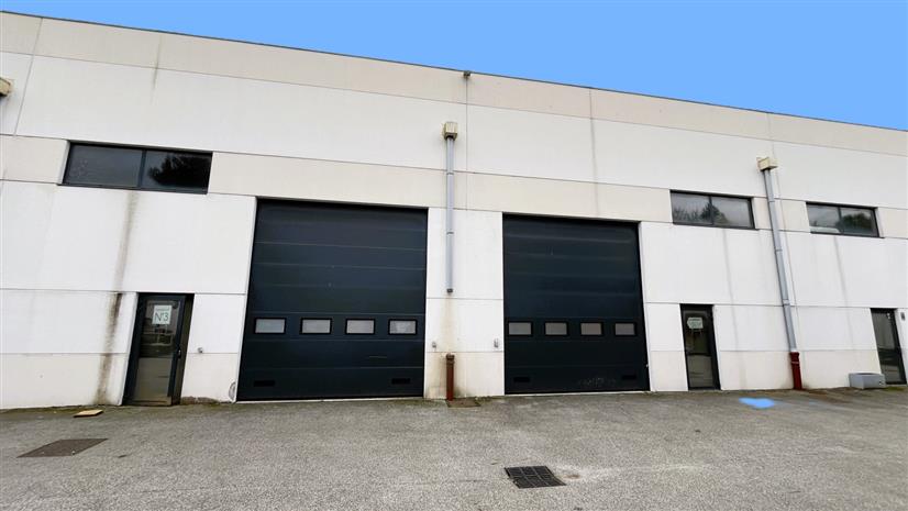 Local d'activités Location 06370 MOUANS SARTOUX 1111-1119 ROUTE DE PEGOMAS