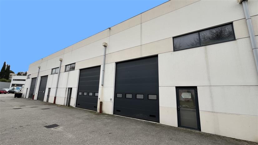 Local d'activités Location 06370 MOUANS SARTOUX 1111-1119 ROUTE DE PEGOMAS