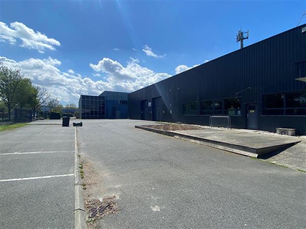 Entrepôt / Local d'activités Location 33300 BORDEAUX