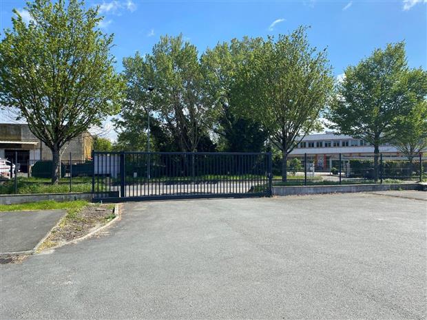 Entrepôt / Local d'activités Location 33300 BORDEAUX