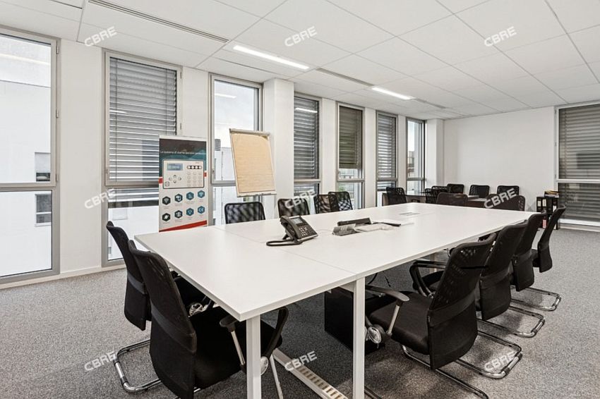 Bureau Vente 33300 BORDEAUX 2 AVENUE ANDRE REINSON