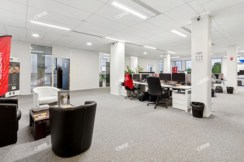 Bureau Vente 33300 BORDEAUX 2 AVENUE ANDRE REINSON