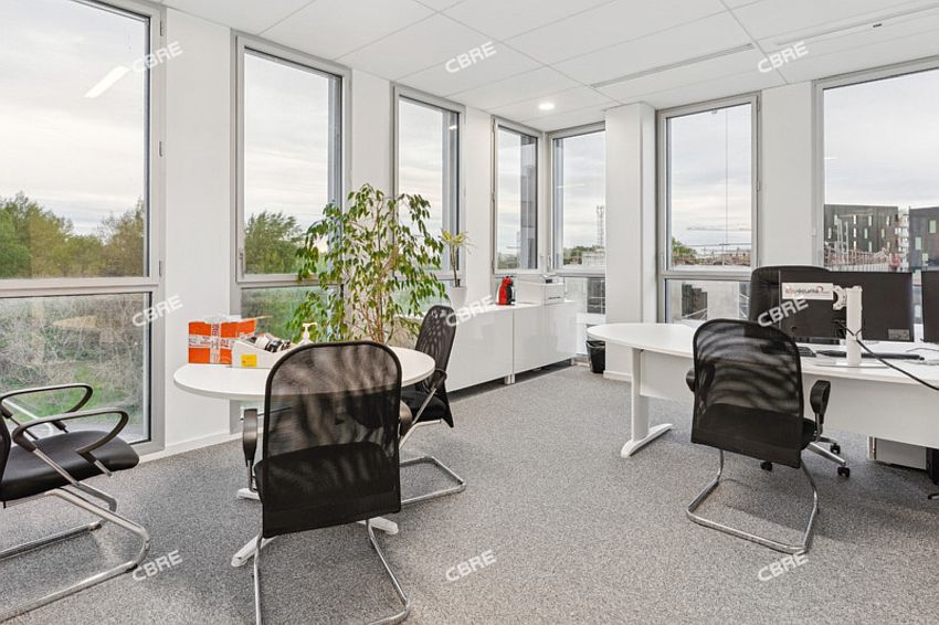 Bureau Vente 33300 BORDEAUX 2 AVENUE ANDRE REINSON