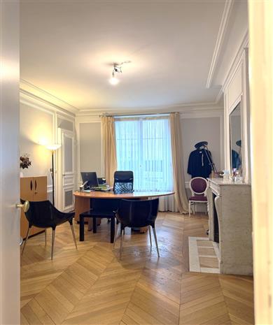 Bureau Vente 75007 PARIS