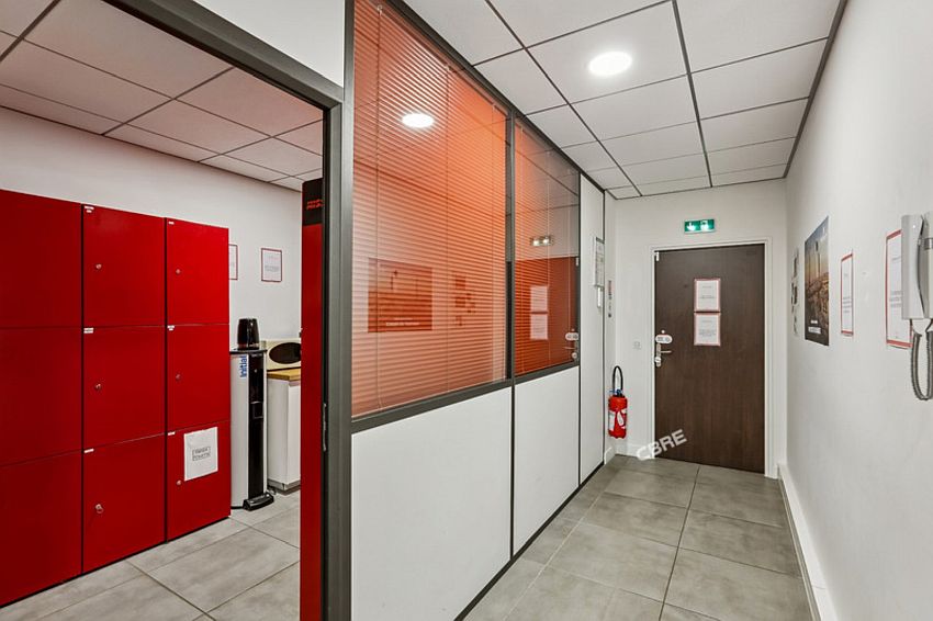 Bureau Location 78630 ORGEVAL