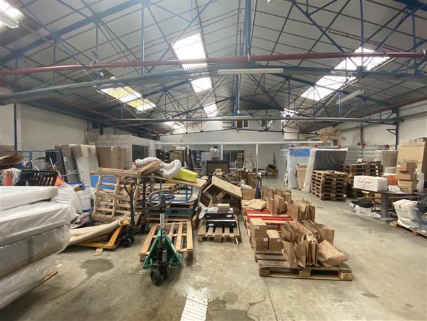 Local d'activités Location 60520 LA CHAPELLE EN SERVAL