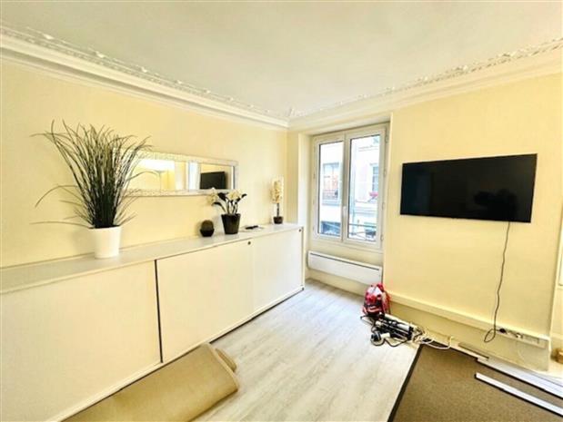 Bureau Location 75009 PARIS 11 RUE GODOT DE MAUROY