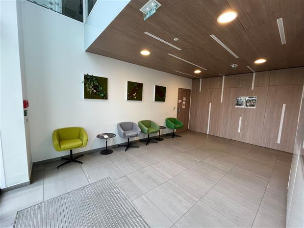 Bureau Location 59810 LESQUIN