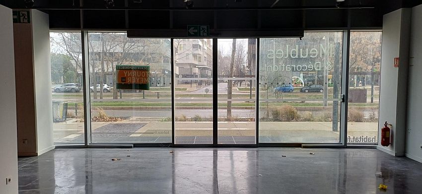 Commerce Location 34000 MONTPELLIER