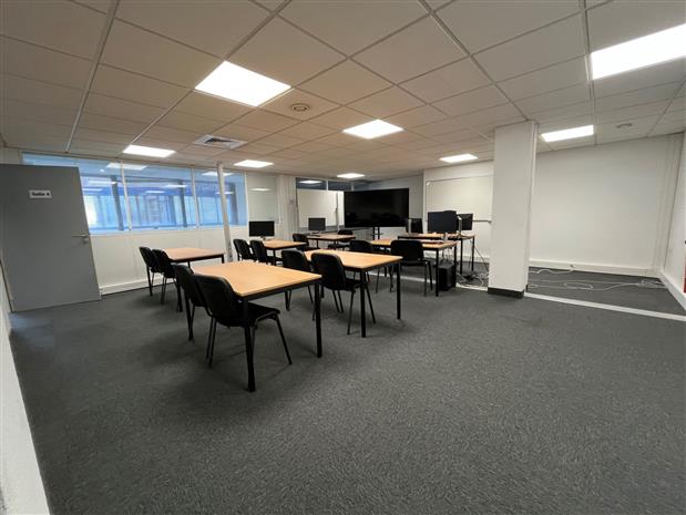 Bureau Location 06200 NICE