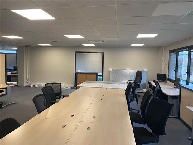 Local d'activités Vente/Location 78300 POISSY