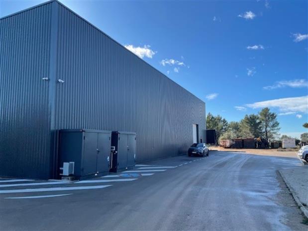 Local d'activités Location 83870 SIGNES