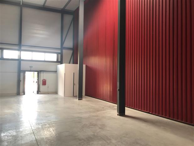 Local d'activités Location 83870 SIGNES