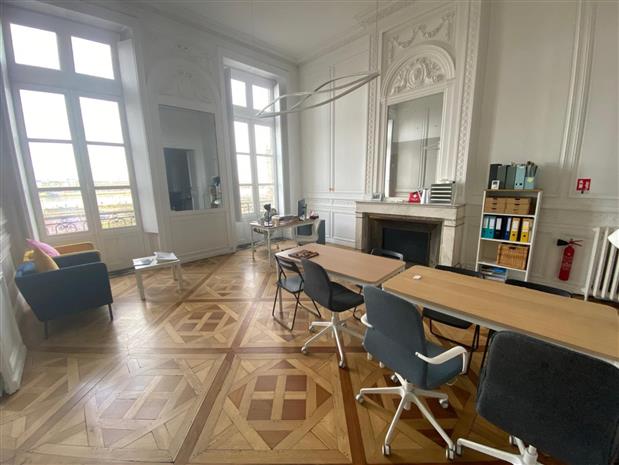 Bureau Location 33000 BORDEAUX 2 BIS PLACE JEAN JAURES