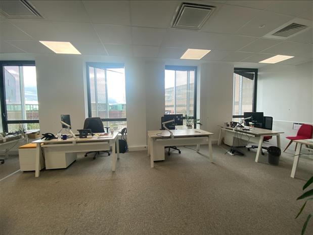 Bureau Location 35136 ST JACQUES DE LA LANDE