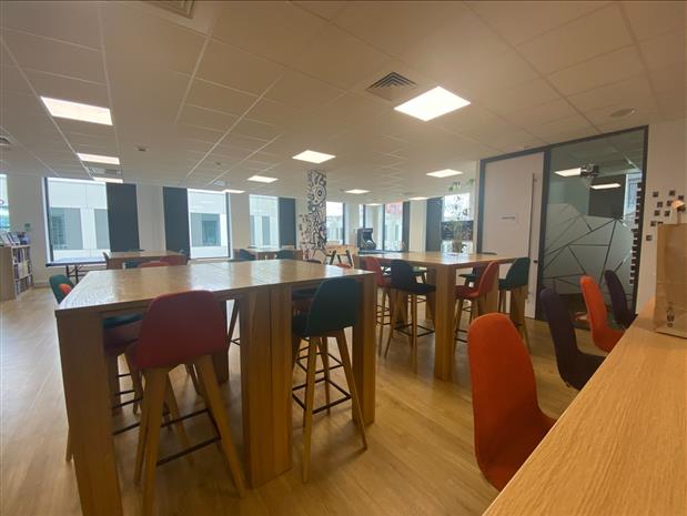 Bureau Location 35136 ST JACQUES DE LA LANDE