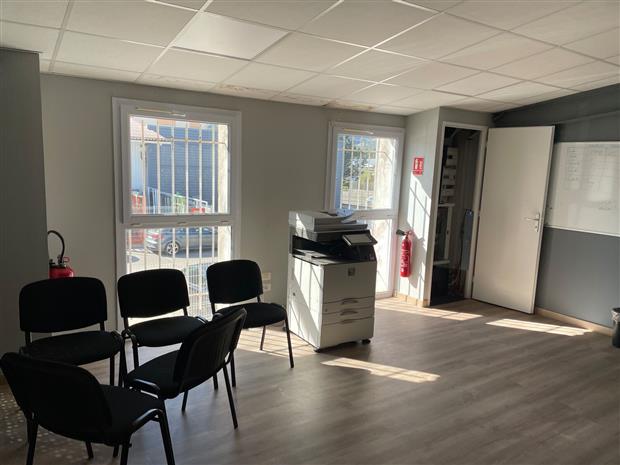 Local d'activités Location 83170 BRIGNOLES