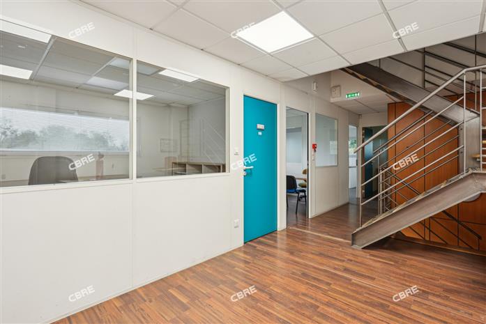 Local d'activités Vente/Location 33140 CADAUJAC