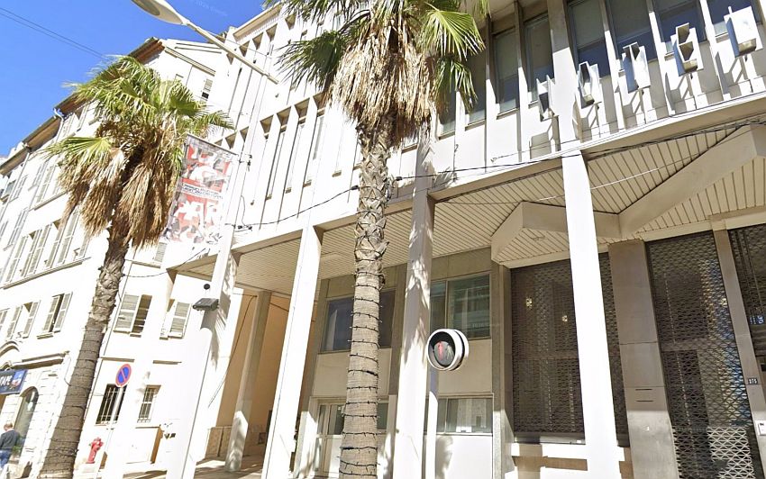 Chargement de l'image...