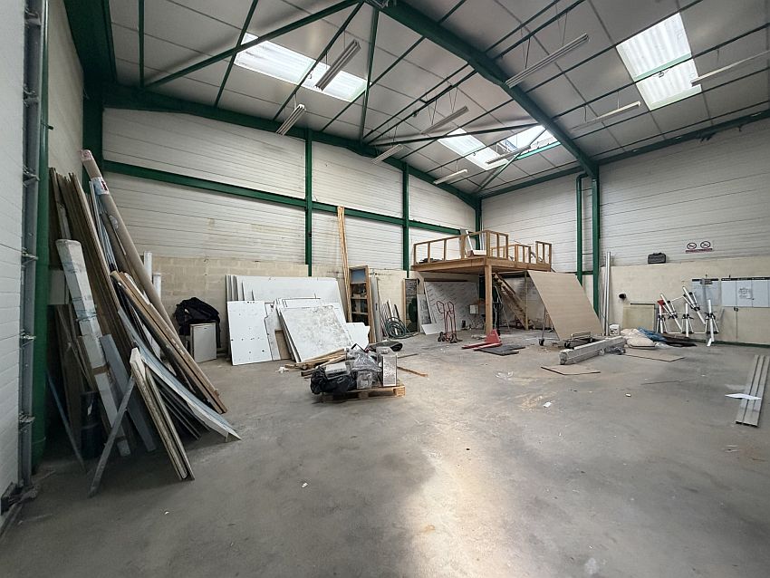 Local d'activités Location 13420 GEMENOS