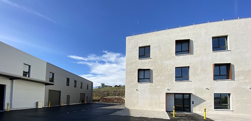 Bureau Location 34790 GRABELS