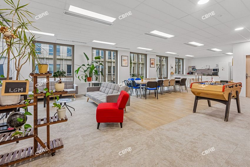 Bureau Location 33700 MERIGNAC 26 RUE NICOLAS LEBLANC