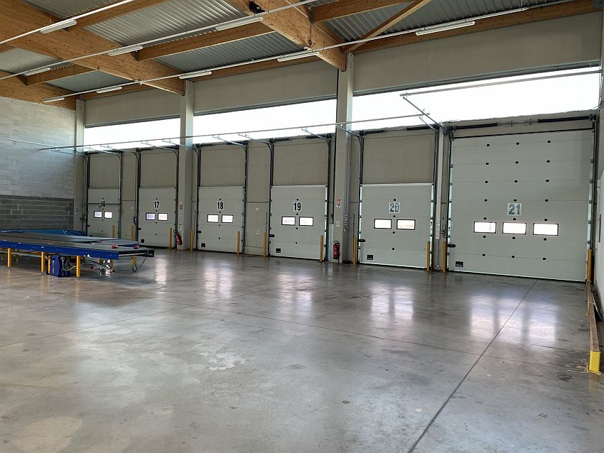 Local d'activités Location 83460 LES ARCS