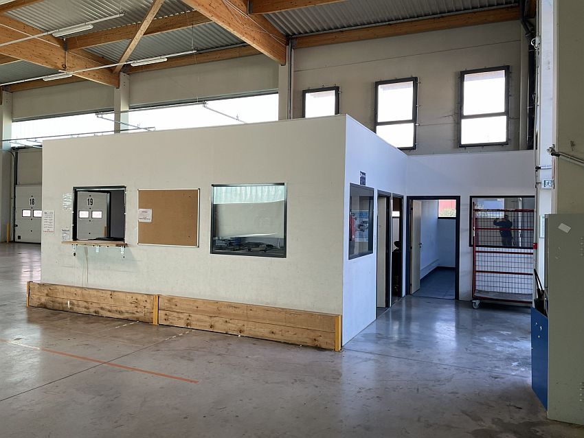 Local d'activités Location 83460 LES ARCS