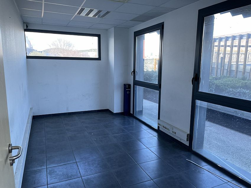 Local d'activités Location 83460 LES ARCS