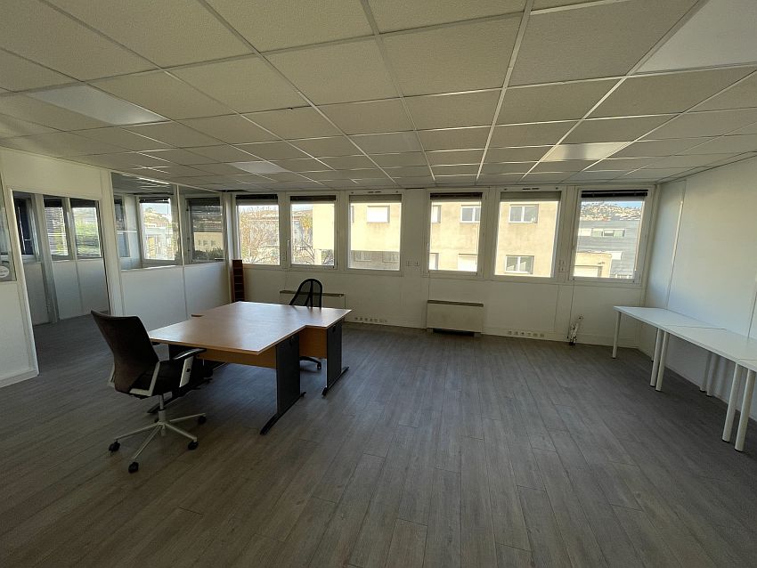Bureau Vente 13016 MARSEILLE