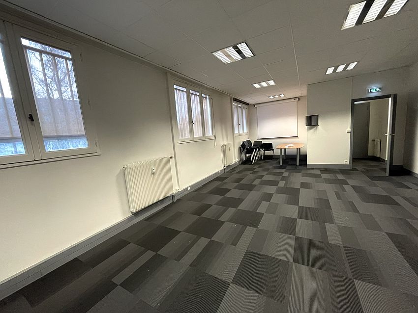 Bureau Vente 44800 ST HERBLAIN 1-3 BOULEVARD DU MASSACRE