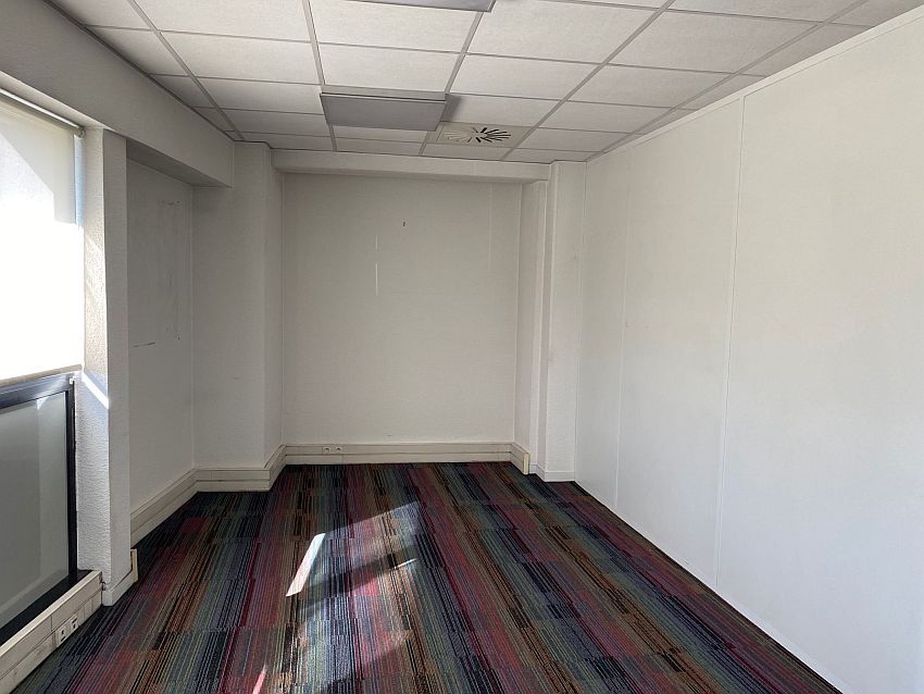 Bureau Location 33000 BORDEAUX  RUE GENERAL DE LARMINAT