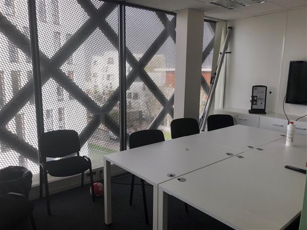 Bureau Location 33310 LORMONT