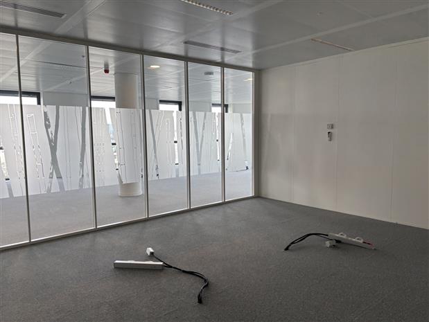 Bureau Location 69120 VAULX EN VELIN 2 AVENUE DES CANUTS