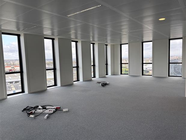 Bureau Location 69120 VAULX EN VELIN 2 AVENUE DES CANUTS