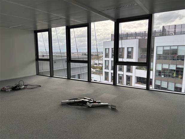 Bureau Location 69120 VAULX EN VELIN 2 AVENUE DES CANUTS