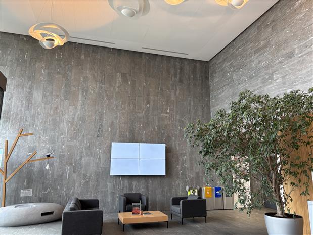 Bureau Location 69120 VAULX EN VELIN 2 AVENUE DES CANUTS