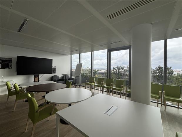 Bureau Location 69120 VAULX EN VELIN 2 AVENUE DES CANUTS