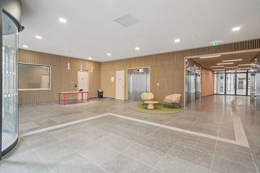 Bureau Location 93230 ROMAINVILLE